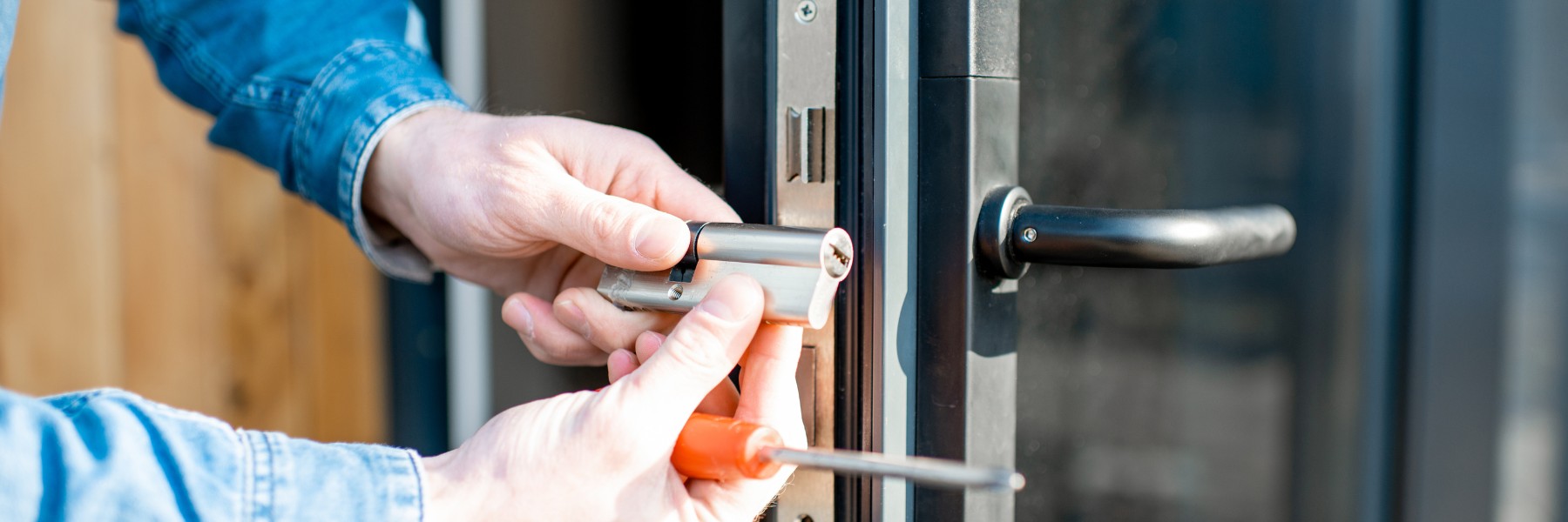 Locksmith Services in Clanton, AL